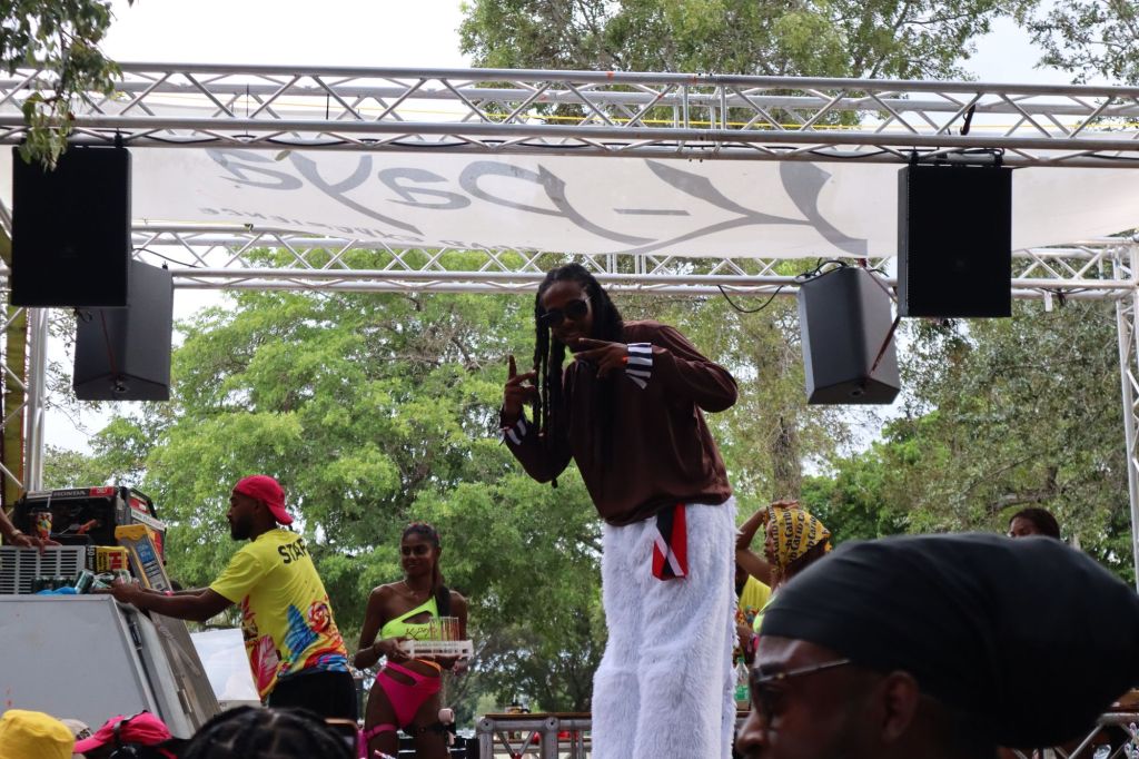 img_46004613319450004832132